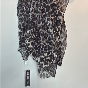 🔥Giveaway & FREE SHIPPING🥳 Leopard Print Sequin Sheer Scarf